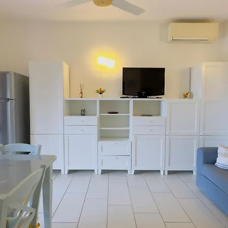 Ferrata - A 300m Dal Mare Apartment